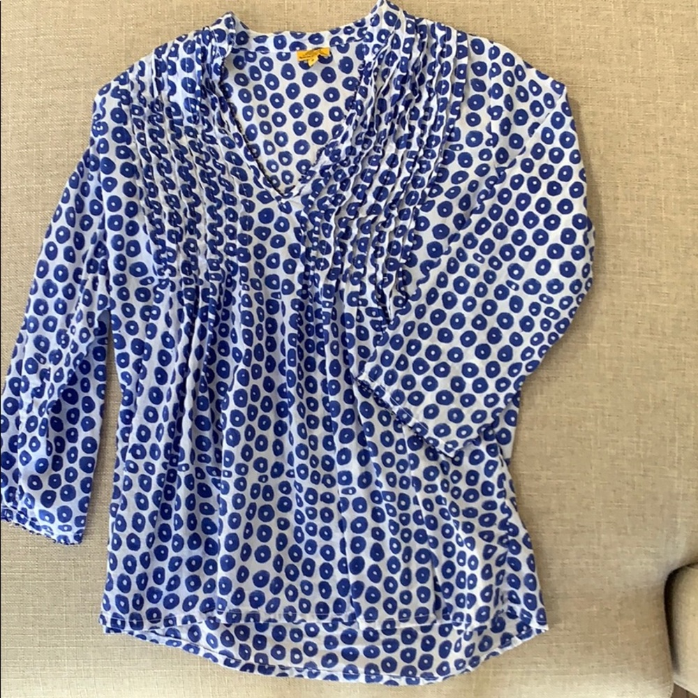 Roller Rabbit top